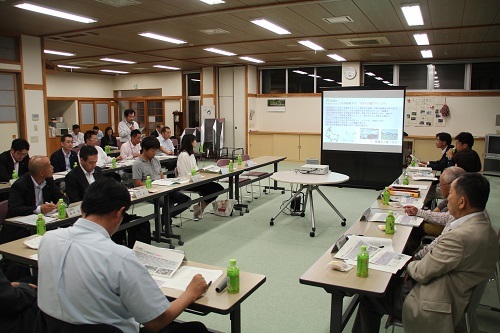 総合戦略会議の様子の写真